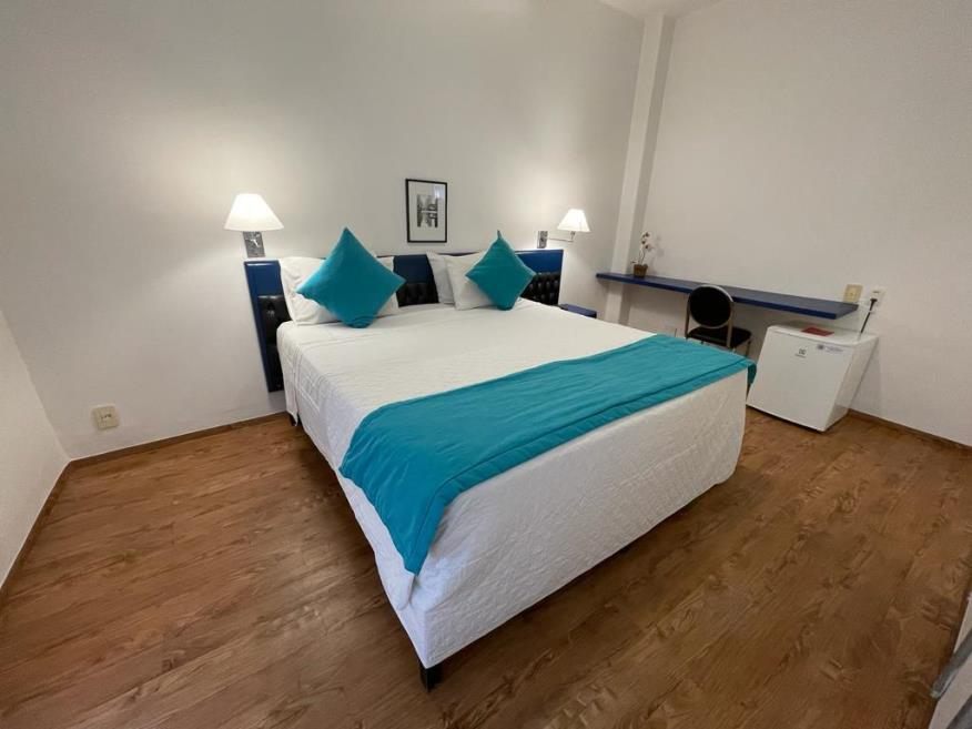 Hotel Normandie — casal 03