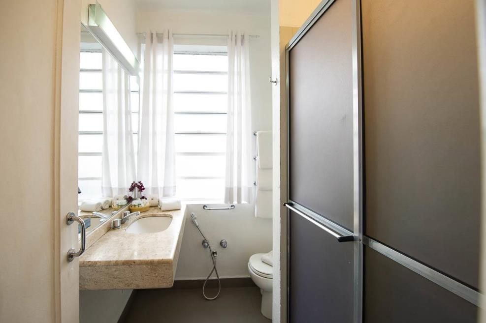 Hotel Normandie — triplo banheiro